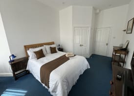 Hookwood Lodge 2