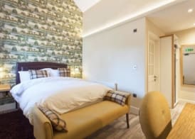 The Inn West End 5