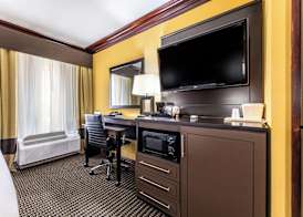 Comfort Suites Lake Jackson Clute 4