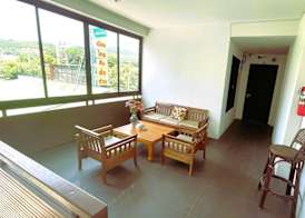 Rockstar Beach Apartments 3