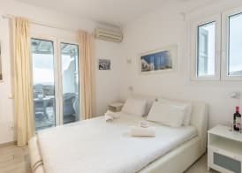 Maroulinas View Studios & Apartments 4
