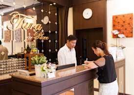 Tara Place Hotel Bangkok 2