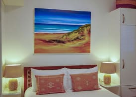 Julians Apartments 4