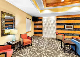 Comfort Suites at Katy Mills 2
