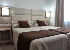 Hostal La Cigüeña 5