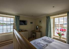 The Edgcumbe Arms 3