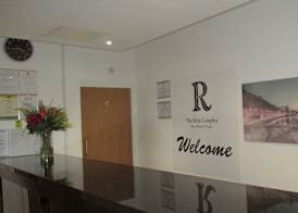 The R Inn Hotel 2