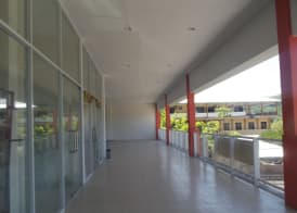 L Bajo Hotel 2
