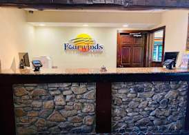 Fourwinds Lakeside Inn & Marina 2