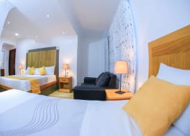 Hotel Vicentina 3
