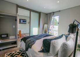 Suite 9 The Village 5