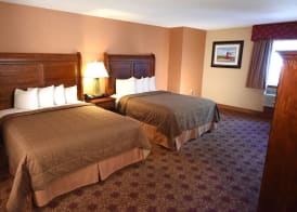 Hamilton Inn Select Beachfront Mackinaw City 5