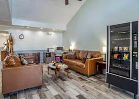 Econo Lodge Tupelo Barnes Crossing 4