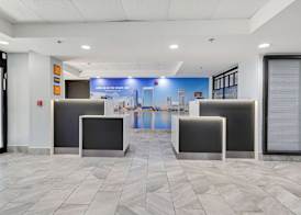 La Quinta Inn & Suites by Wyndham Jacksonville Mandarin 3