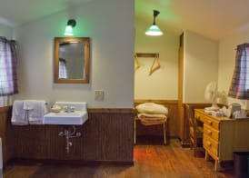 Roosevelt Lodge & Cabins - Inside the Park 5