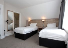 Bear Inn, Somerset by Marston's Inns 2