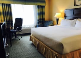 Holiday Inn Express FORT BRAGG by IHG 2