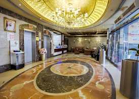 Crystal Plaza Hotel 4