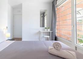 AYZ Joaquín Pol - Auto check-in property 5