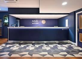 Travelodge Manchester Central 2