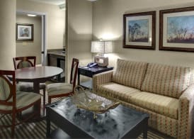 Holiday Inn Express & Suites ATLANTA BUCKHEAD by IHG 5