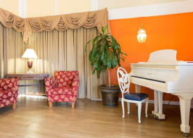 Howard Johnson by Wyndham Williamsburg 2