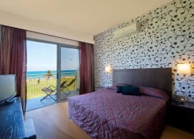 Natura Beach Hotel And Villas 3