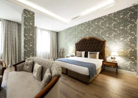 Sapphire Inn Hotel 5
