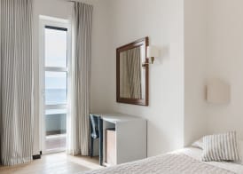 Hotel Riviera 5