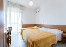 Coast Hotel & Spa - Adults Only 5