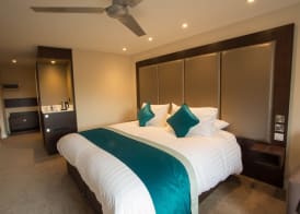Burton Hotel 4