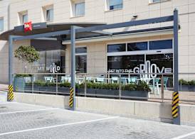 Ibis Elche 3