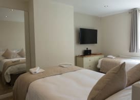The Kings Cross Hotel 3