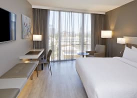 AC Hotel by Marriott Miami Beach 4