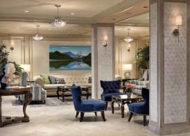 Chateau Victoria Hotel & Suites 4
