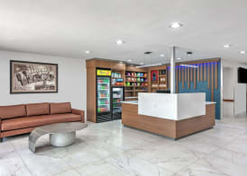 Super 8 by Wyndham Grapevine/DFW Airport Northwest 3
