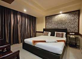 Boutique Bravo Hotel 5