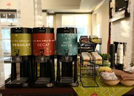 Hilton Garden Inn Westbury 5