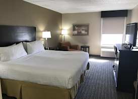 Holiday Inn Express LONDON-I-70 by IHG 3