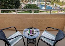 Metropolitan Al Mafraq Hotel 5