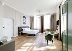 Hotel Flora Batava 4