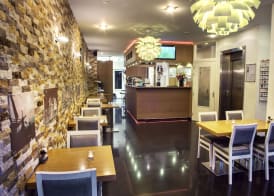 Hotel Larende 2