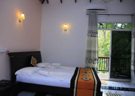 Hotel River Front 4