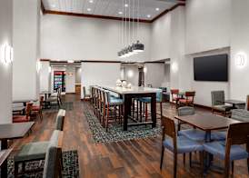 Hampton Inn & Suites Lake Mary At Colonial Townpark 5