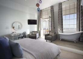 Royal Hotel 4