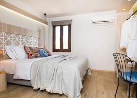 C Suites 4