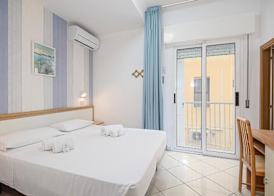 Hotel Blue Ribbon 3
