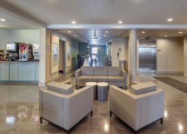Best Western Plus Woodstock Inn & Suites 3