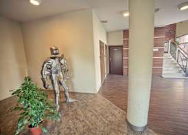 Grot Hotel 2