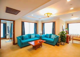 Zhejiang Hotel 4